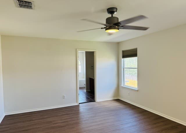 8943  Walnut Spgs, Universal City, TX 78148 — photo 11