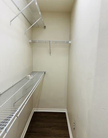 8943  Walnut Spgs, Universal City, TX 78148 — photo 15