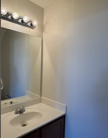 8943  Walnut Spgs, Universal City, TX 78148 — photo 8