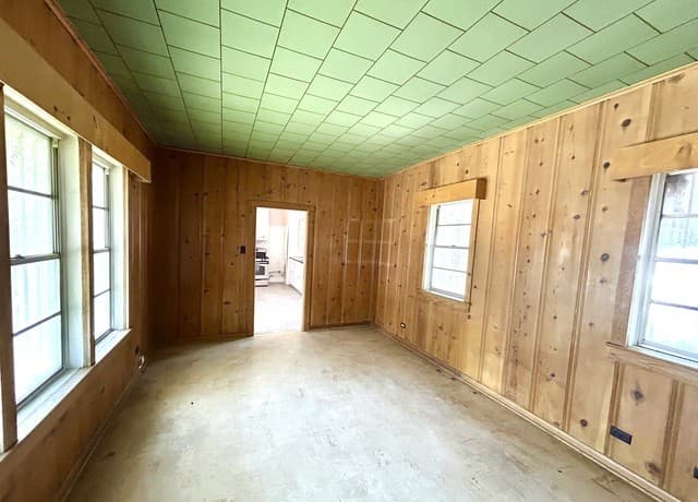1627  Schley Ave, San Antonio, TX 78210 — photo 13