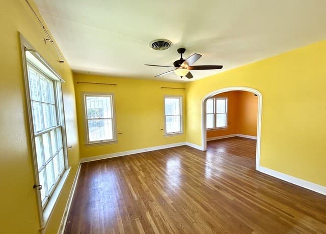 1627  Schley Ave, San Antonio, TX 78210 — photo 5