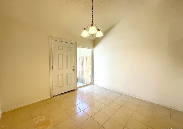 7237  Glen Bay, San Antonio, TX 78239 — photo 11