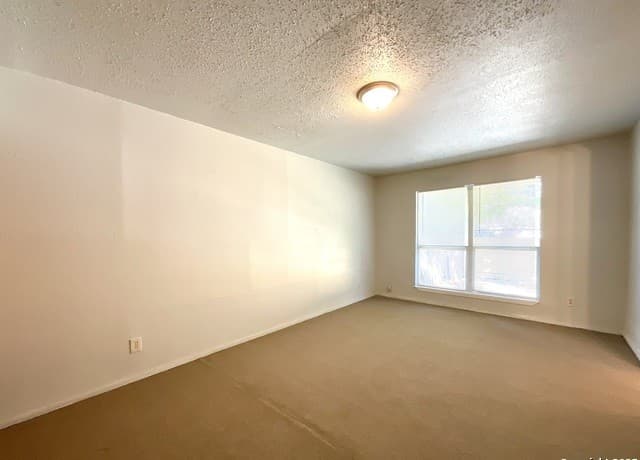 7237  Glen Bay, San Antonio, TX 78239 — photo 16