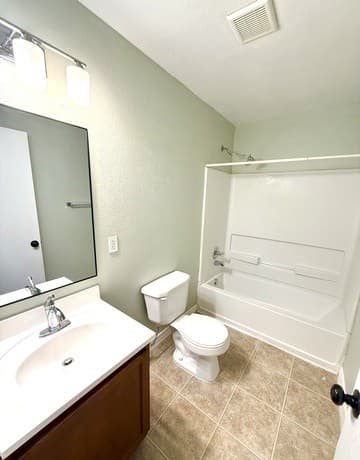 5026  Summitwood Unit 1, San Antonio, TX 78229 — photo 11