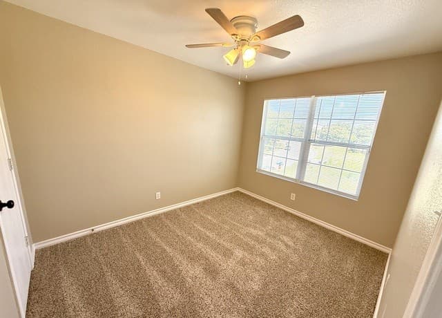 5026  Summitwood Unit 1, San Antonio, TX 78229 — photo 9