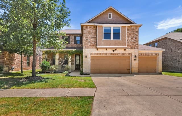 208 Winding Riv