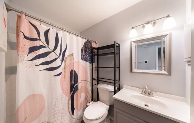 4726  Crested Grv, San Antonio, TX 78217 — photo 16