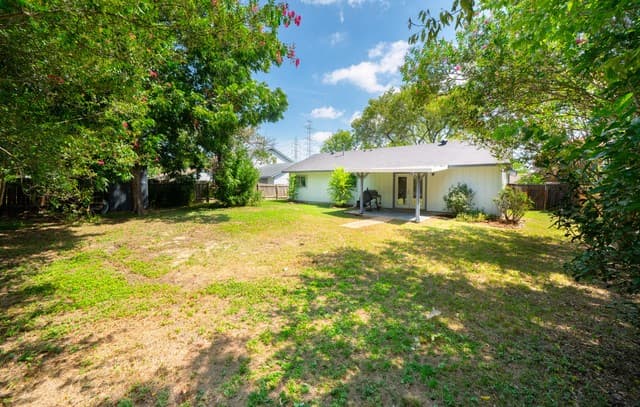 4726  Crested Grv, San Antonio, TX 78217 — photo 20