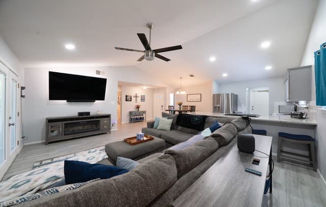 4726  Crested Grv, San Antonio, TX 78217 — photo 5