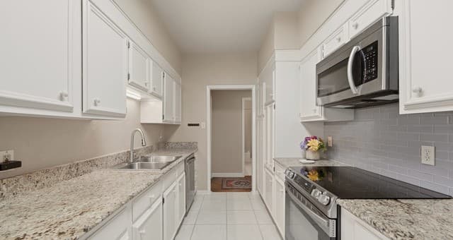 3678  Hidden Dr Unit 1002, San Antonio, TX 78217 — photo 14
