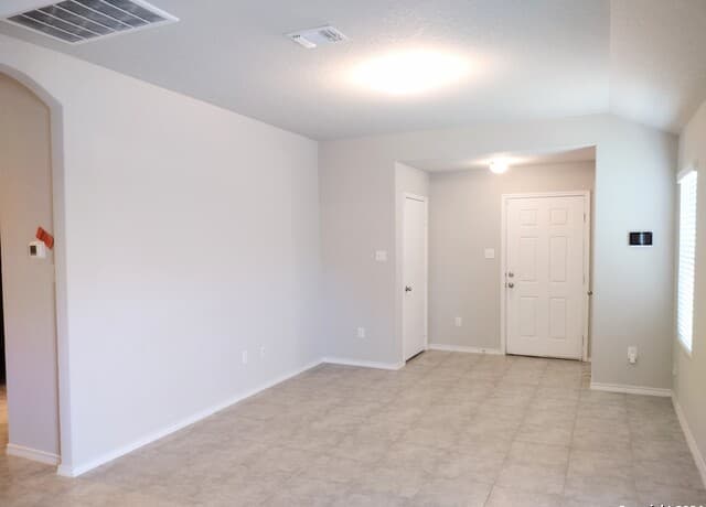 2024  Cassiopeia Bnd, San Antonio, TX 78245 — photo 4
