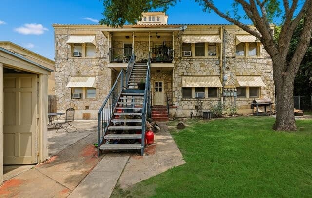 412  Club Dr Unit 1, San Antonio, TX 78201 — photo 17