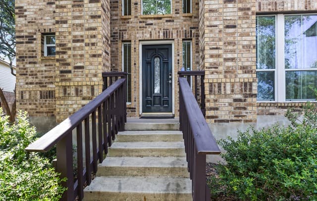 8506  Raton Way, Helotes, TX 78023 — photo 3