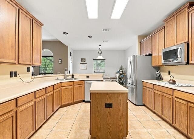 316  Governors Dr, Floresville, TX 78114 — photo 18