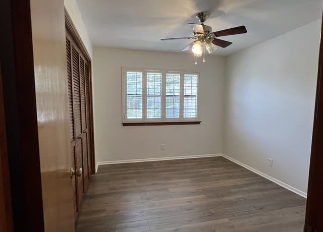 4307  Shavano Woods St, San Antonio, TX 78249 — photo 11