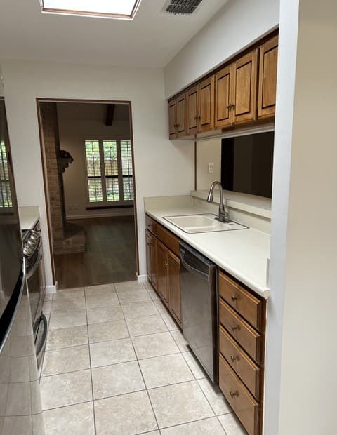4307  Shavano Woods St, San Antonio, TX 78249 — photo 18