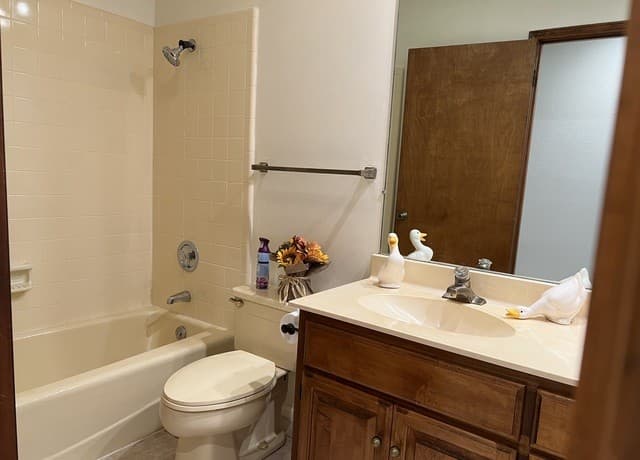 4307  Shavano Woods St, San Antonio, TX 78249 — photo 9