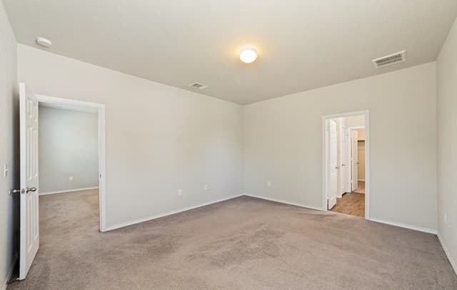 6831  Freedom Hls, San Antonio, TX 78242 — photo 10