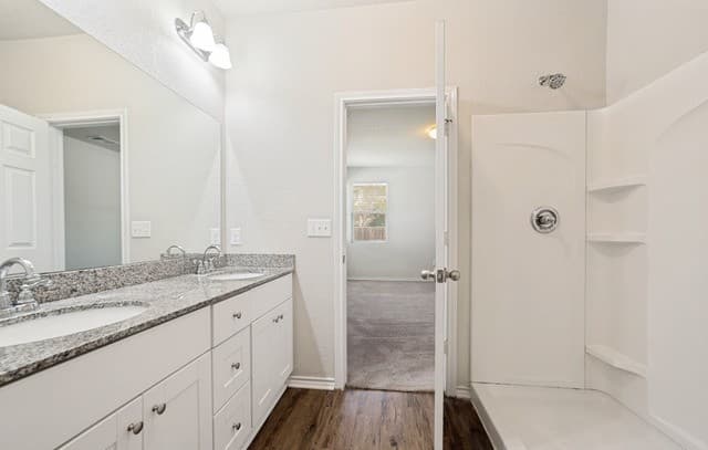 6831  Freedom Hls, San Antonio, TX 78242 — photo 12