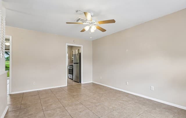 529  Willow Dr, Converse, TX 78109 — photo 10