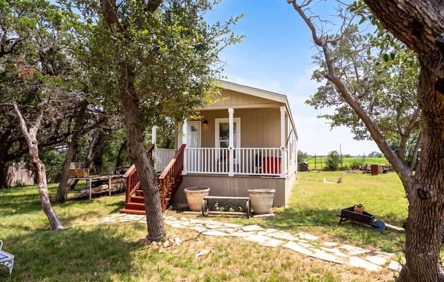 1448  Private Road 1518, Bandera, TX 78003 — photo 2