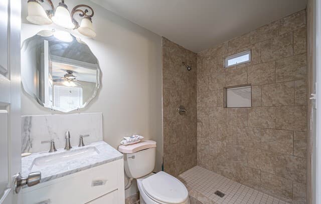 8579  Whartons Dock, Bandera, TX 78003 — photo 20