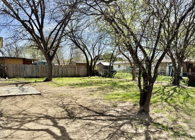 7050  Coral Tree Ln, San Antonio, TX 78227 — photo 15
