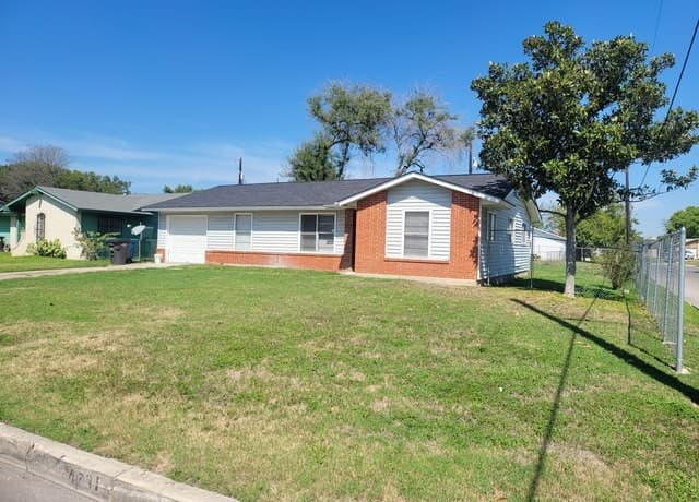 4731  Belinda Lee St, San Antonio, TX 78220 — photo 2