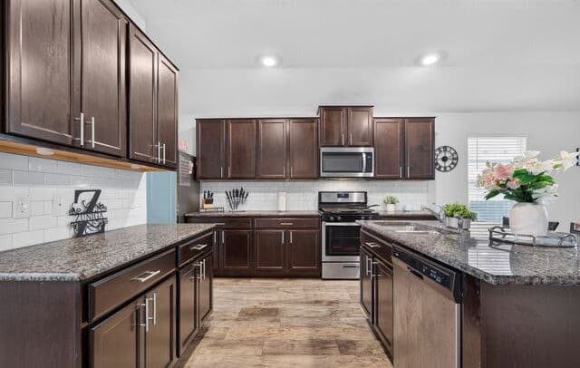 6535  Encore Oaks, San Antonio, TX 78252 — photo 4