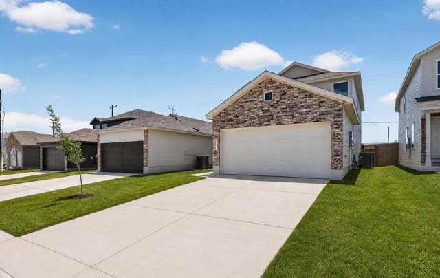 8026  Biggio Ln, Converse, TX 78109 — photo 2