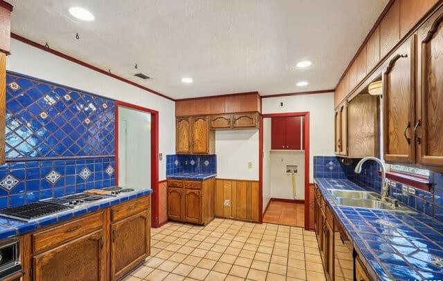 3761  Ridgeway, San Antonio, TX 78259 — photo 9