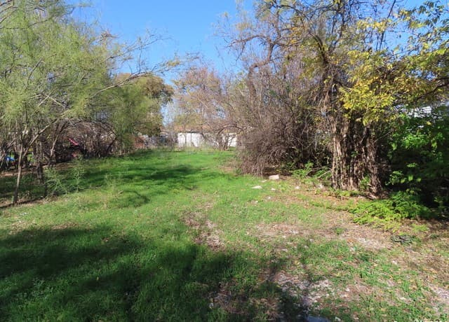 4015 W Salinas, San Antonio, TX 78207 — photo 3