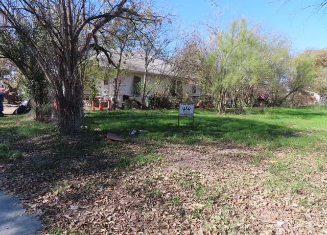 4015 W Salinas, San Antonio, TX 78207 — photo 6