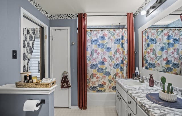 9418  Swans Crossing, San Antonio, TX 78250 — photo 16