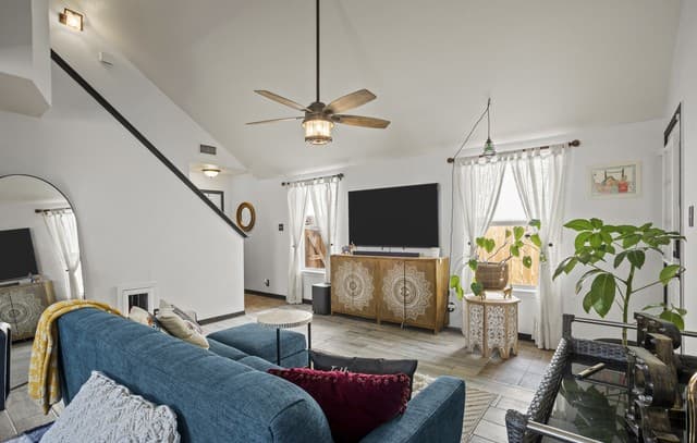 9418  Swans Crossing, San Antonio, TX 78250 — photo 4