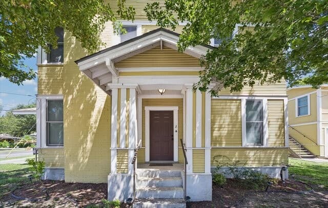 842 E Guenther St Unit 2