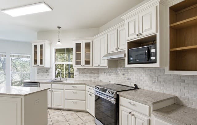 1707  Alpine Cir, San Antonio, TX 78248 — photo 11