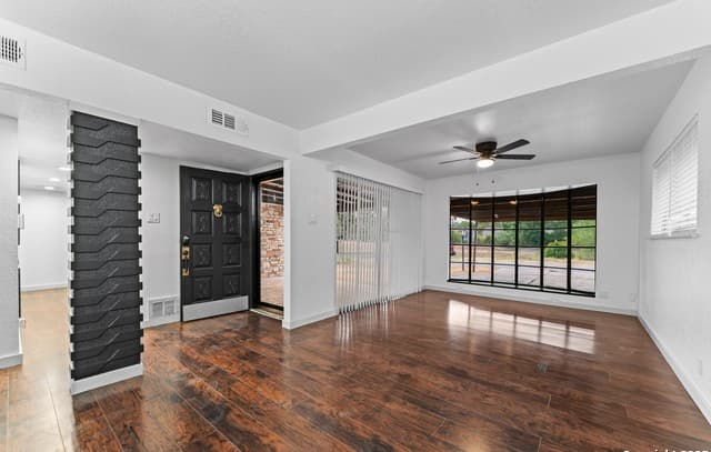 1638 W Ashby Pl, San Antonio, TX 78201 — photo 3