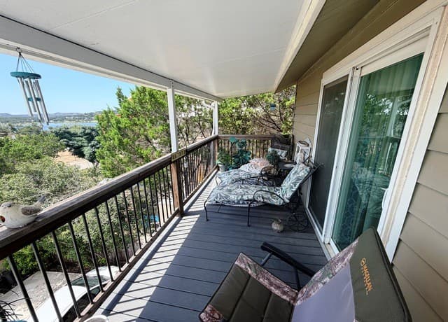 1135  Lakebreeze Dr, Canyon Lake, TX 78133 — photo 20