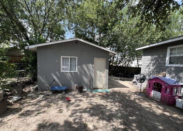 2035  Lyons St, San Antonio, TX 78207 — photo 13