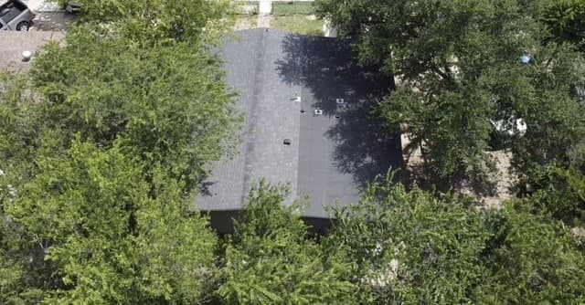 2035  Lyons St, San Antonio, TX 78207 — photo 4