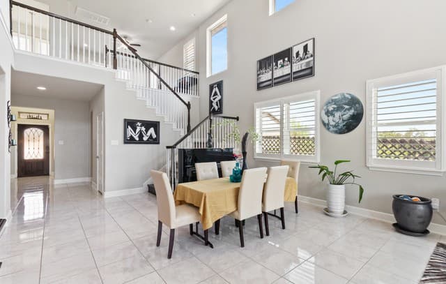 2838  Cliff Canyon