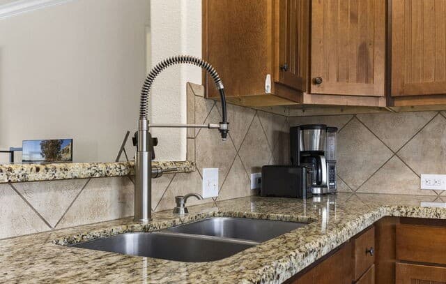 294  Mustang Pass, Bandera, TX 78003 — photo 20