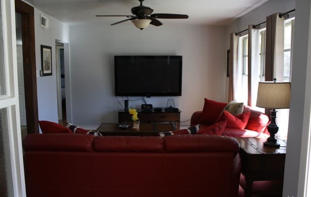 463  Sandalwood Ln, San Antonio, TX 78216 — photo 10