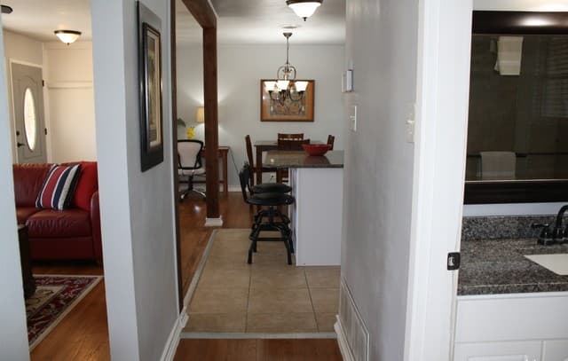 463  Sandalwood Ln, San Antonio, TX 78216 — photo 17