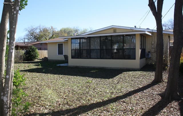 463  Sandalwood Ln, San Antonio, TX 78216 — photo 24
