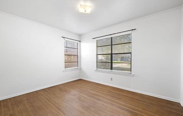 331 W Academy, San Antonio, TX 78226 — photo 11