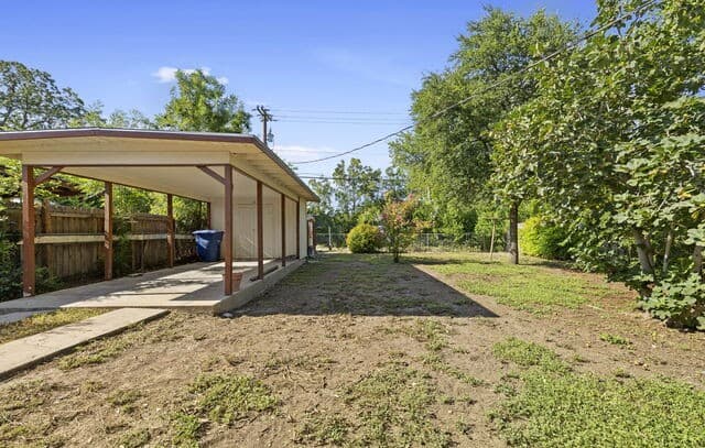 331 W Academy, San Antonio, TX 78226 — photo 23