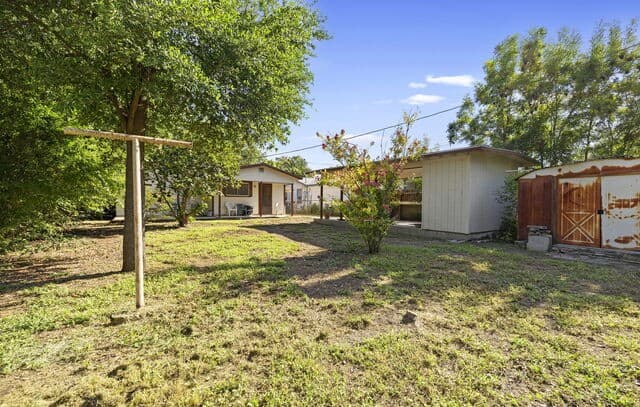 331 W Academy, San Antonio, TX 78226 — photo 24