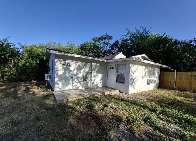 3723 W Martin St.